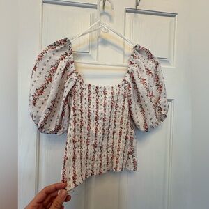 Floral Puff Sleeve crop top w/ corset/bra-like eye and hook front closure size M